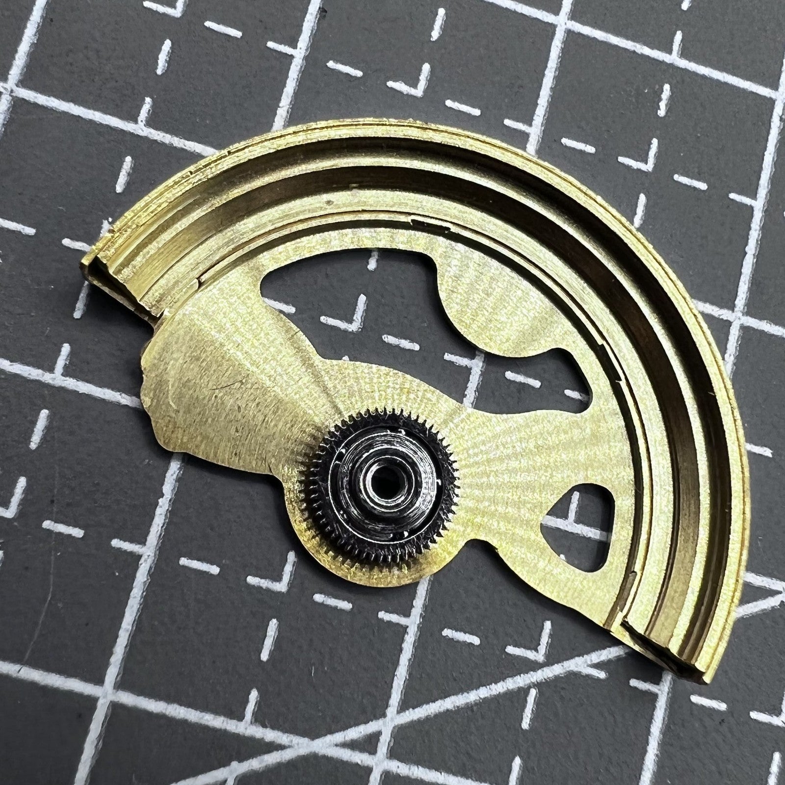 Golden Tiger Carved Rotor Oscillating Weight for Seiko NH35 NH36 Movement