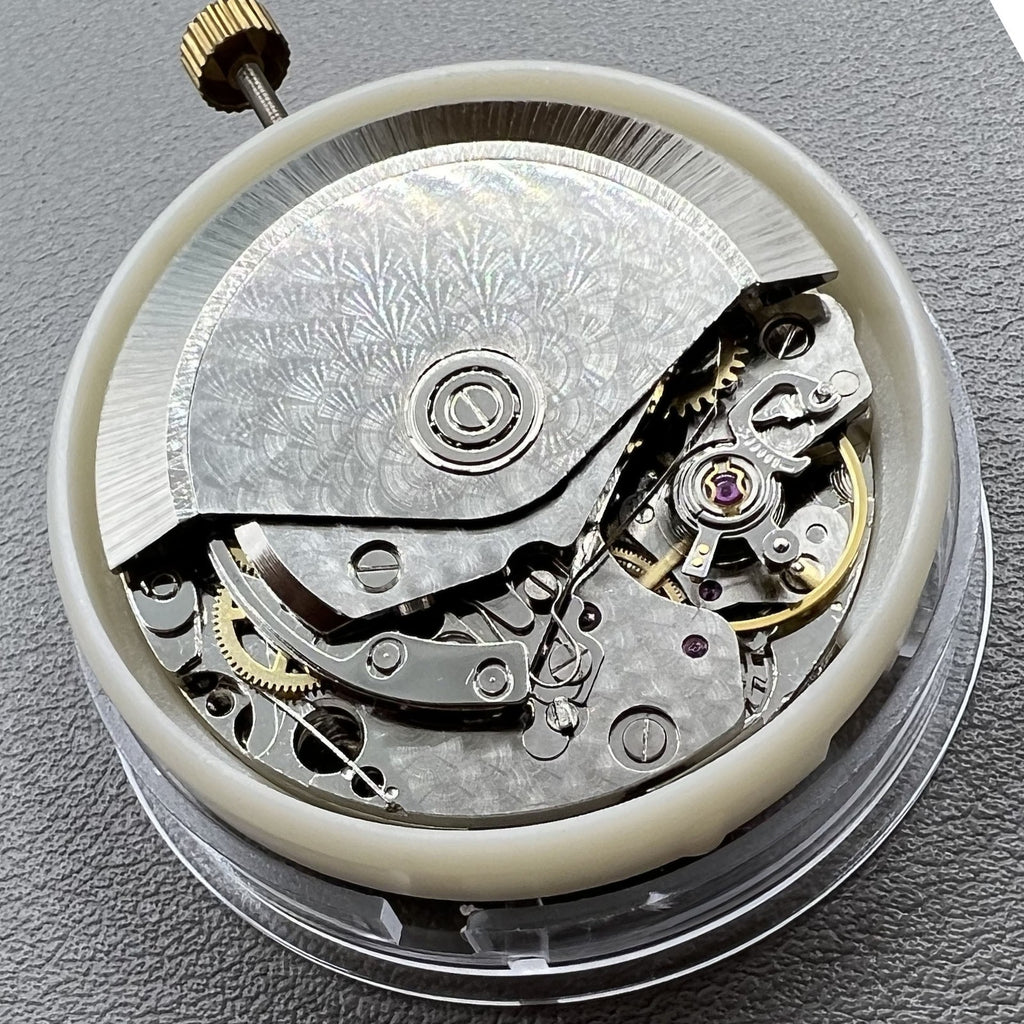 Dandong 7750 Mechanical Movement Single Calendar Small Second At 6/9/12
