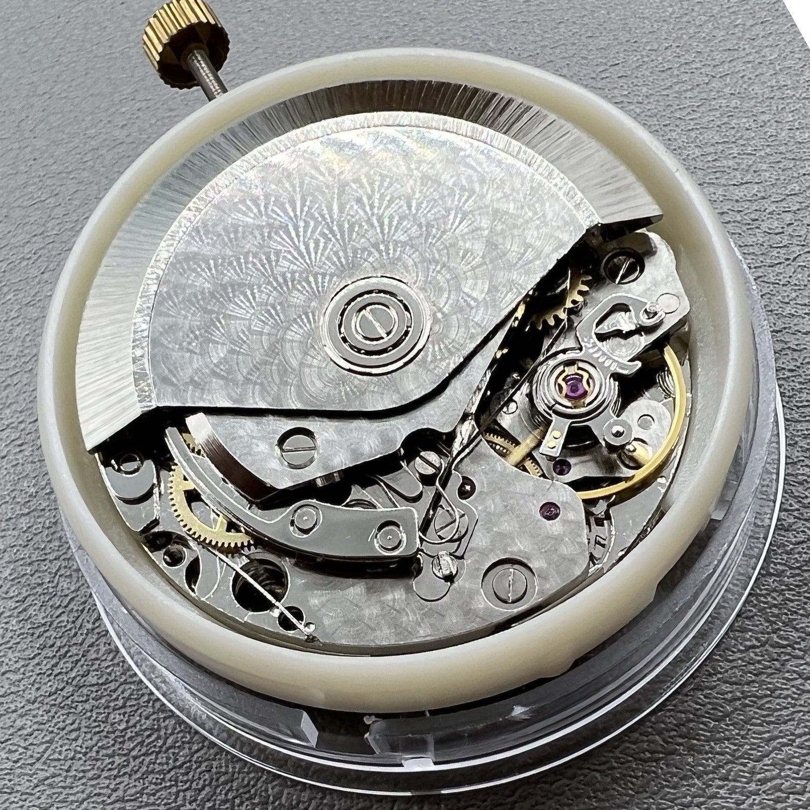 Dandong 7750 Mechanical Movement Single Calendar Small Second At 6/9/12