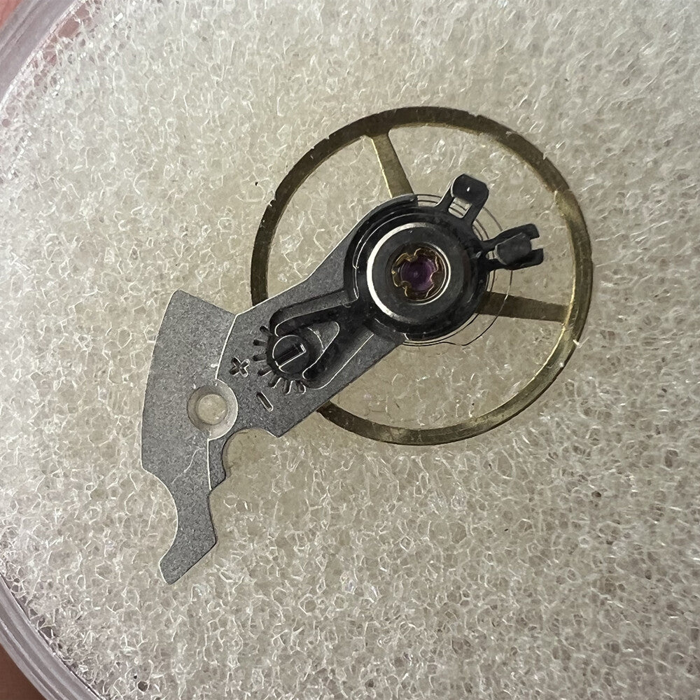 Watch Part Watch Balance Wheel with Splint Generic for ETA C07.111 Movement