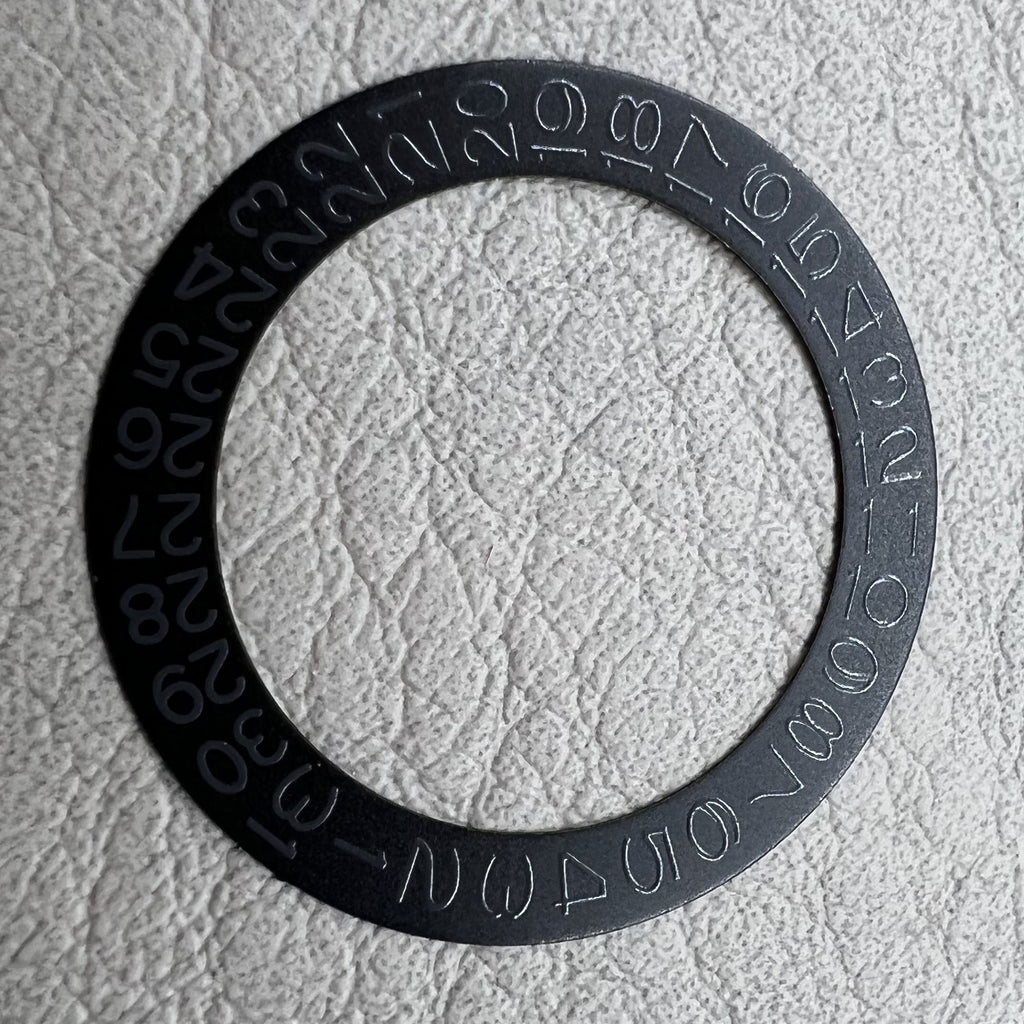 2 PIECES Black Background Grey Character Date Disk Date Wheel for NH35 NH36