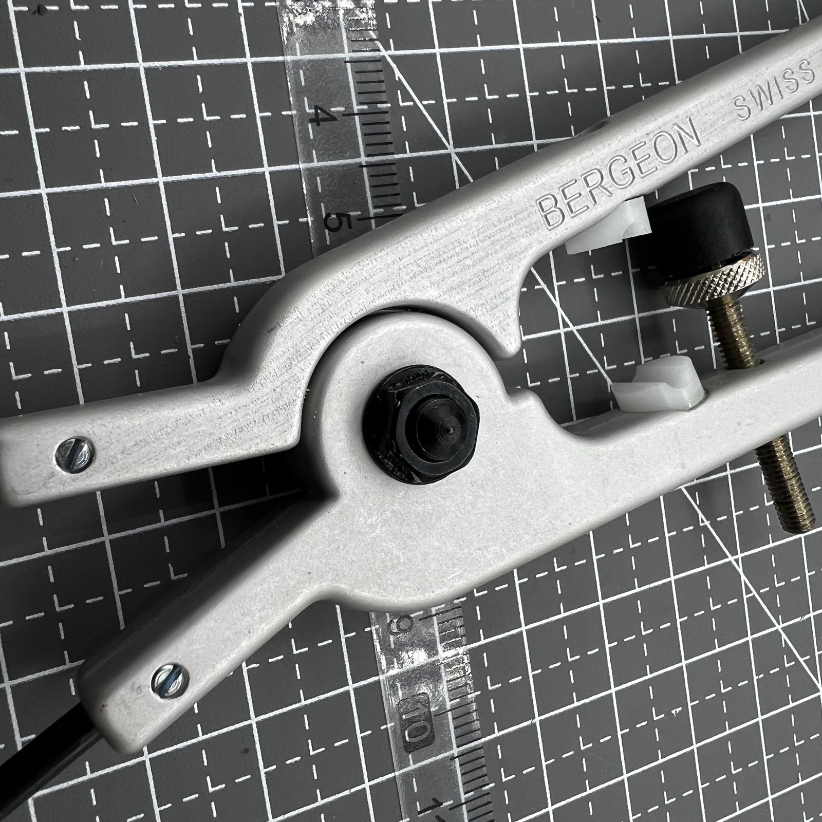 Swiss Bergeon 6618 Watch Spring Bar Plier Tool