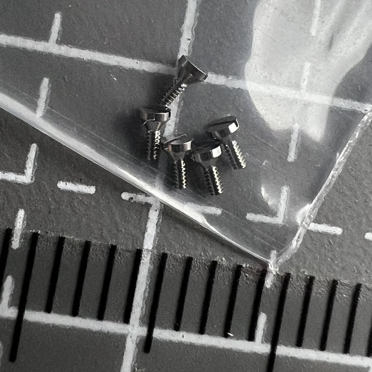 10 PIECES Screws of Rotor Oscillating Weight for Miyota 9015 9130 Movement Part