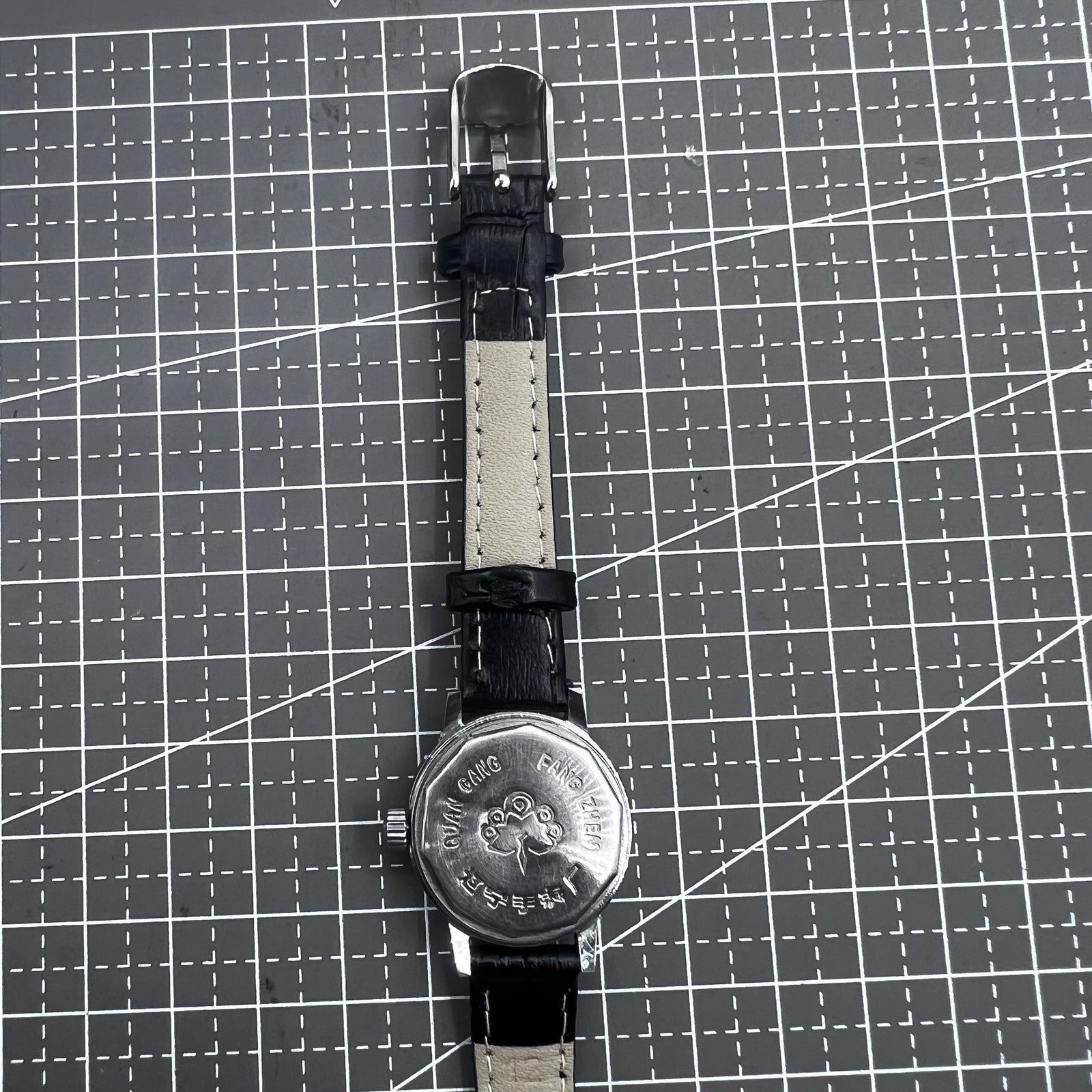 27mm Kongque Black Strap Manual Mechanical Watch 19 Jews Silver Dial Golden Nail