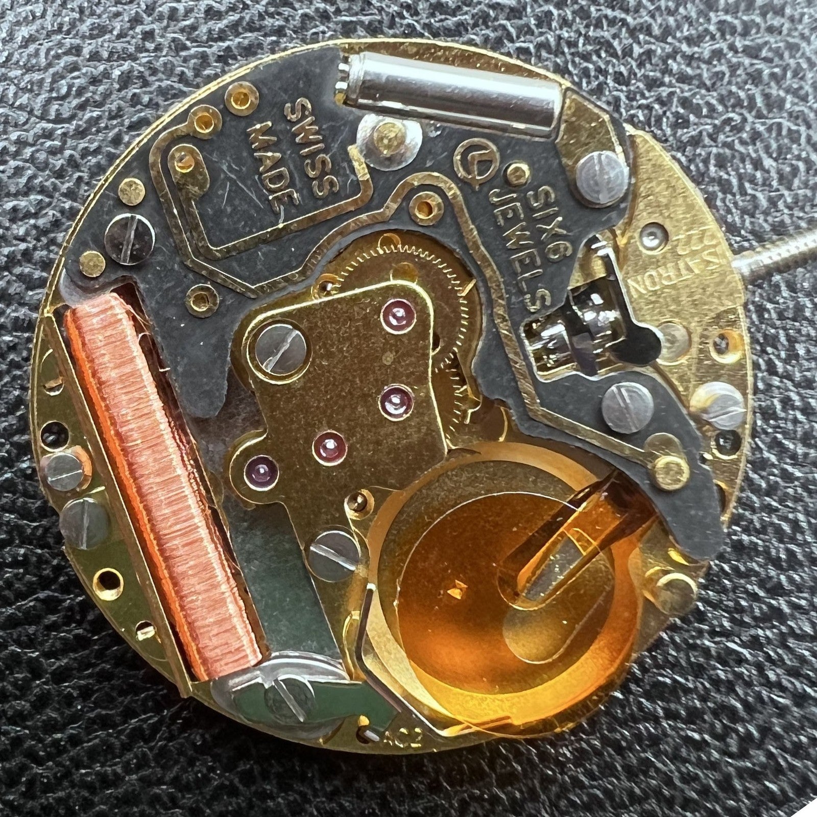 Swiss ISA 222 Quartz Movement 2 Hands No Calendar