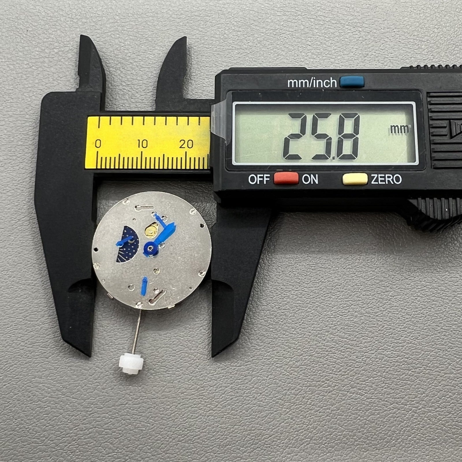 China Made 8205 Automatic Mechanical Movement No Calendar Small Second@3@6@9