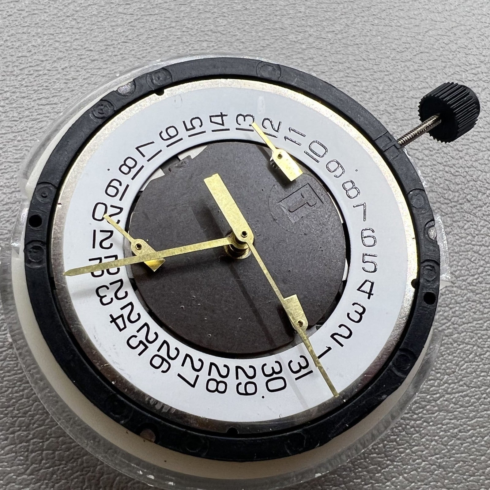 Swiss ETA G10.712 Watch Quartz Movement 3 Hands Date 4 G10.711 Replacement
