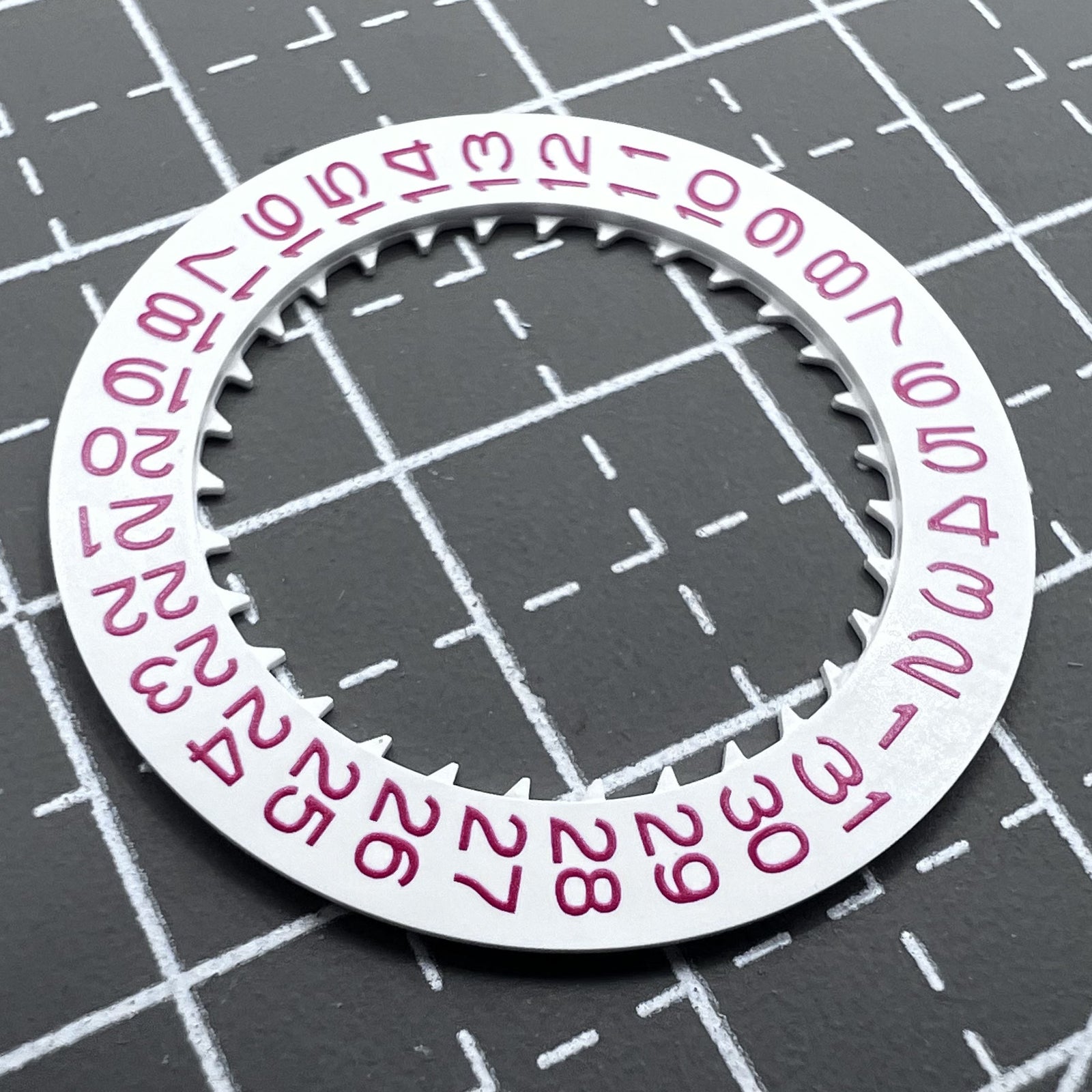 White Background Red Character Disk Date Wheel for Seiko NH35 NH36 Date@3