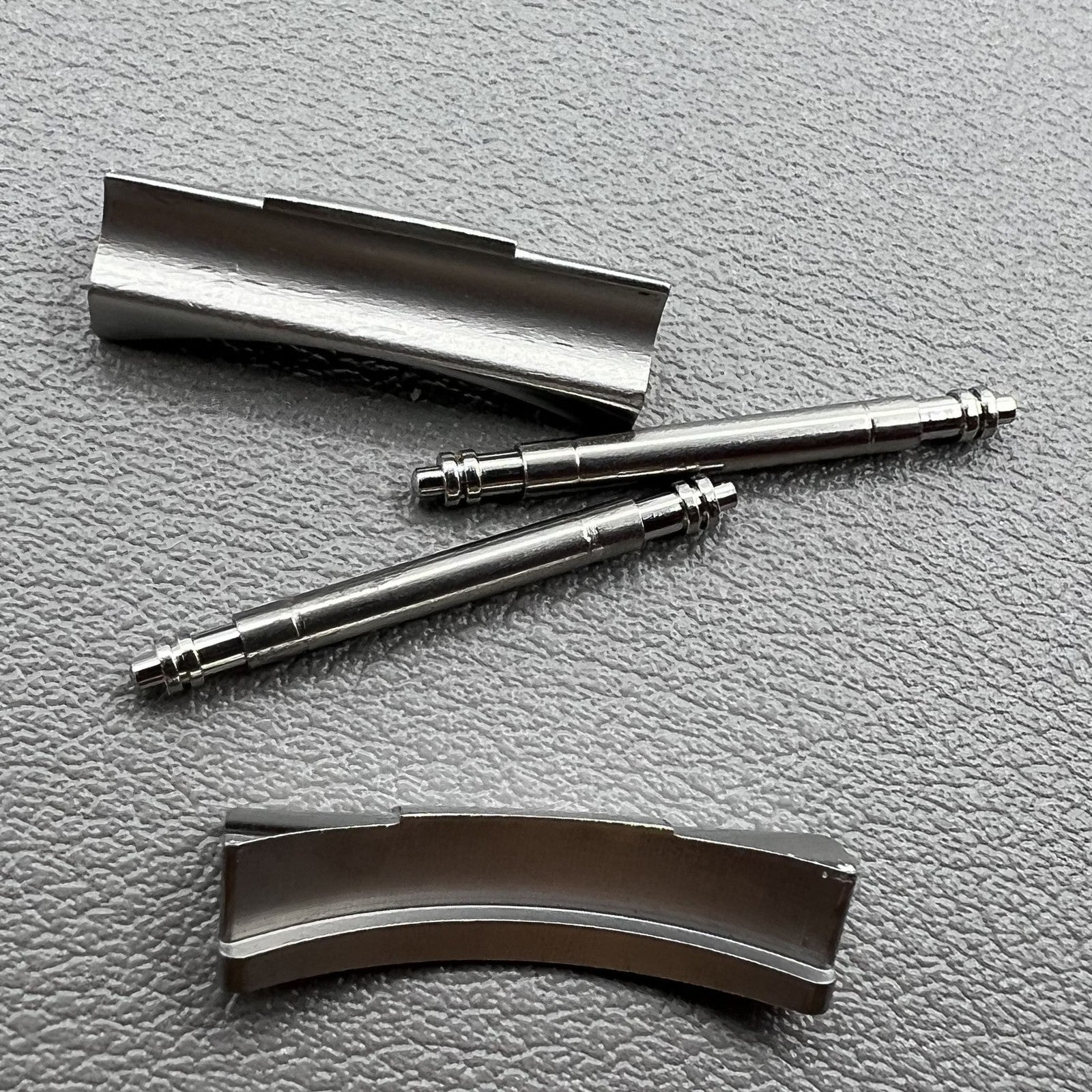 21mm Silver Curved End Link Connections for Daytona Watch Band Bracelet Width