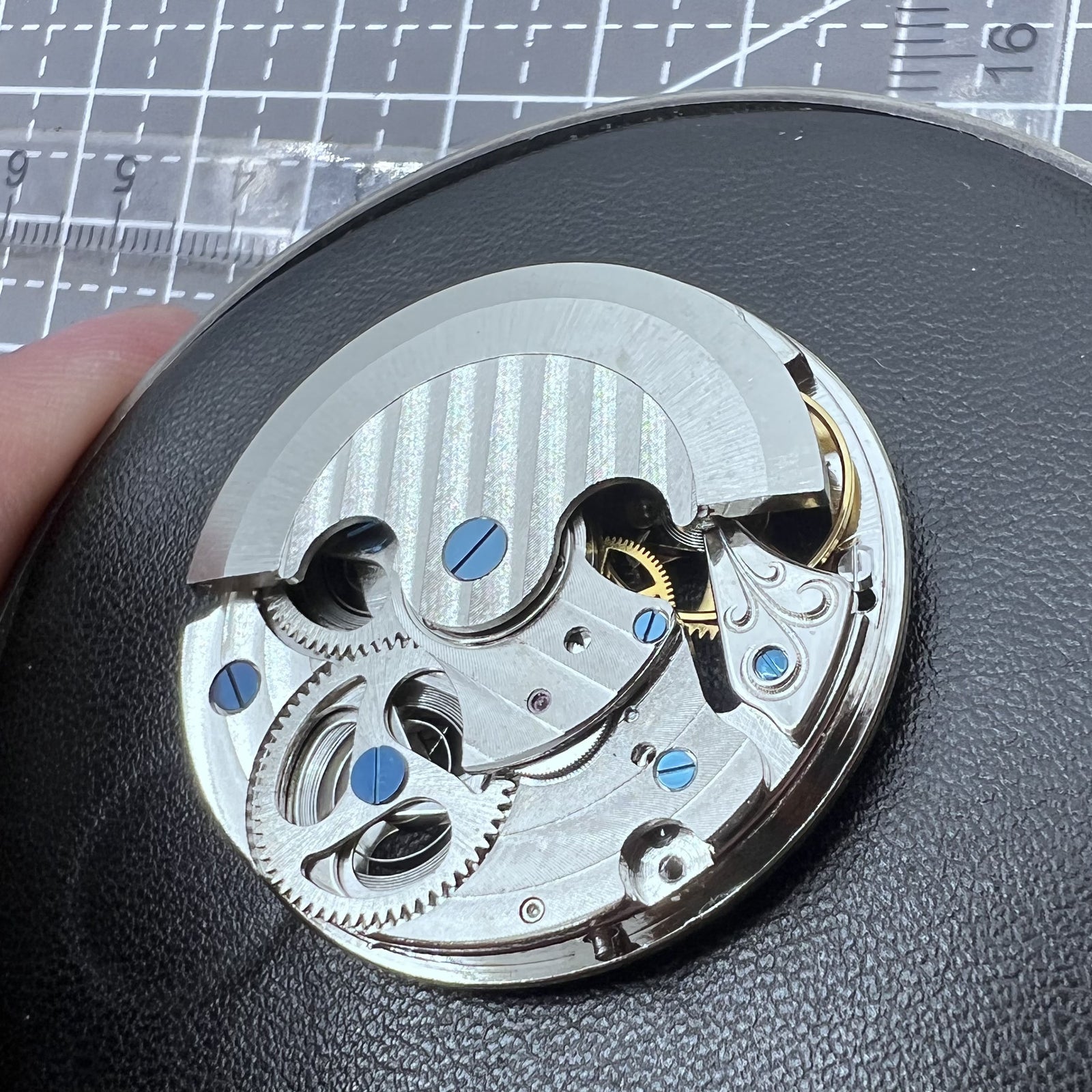 Silver Hollow Movement Small Bare Balance Wheel At 6 Double Mainspring