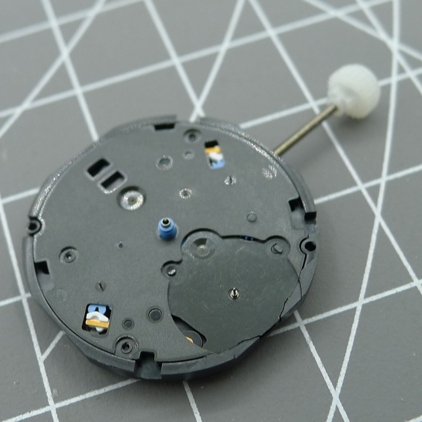 Sunon PE80 Quartz Movement 3 Hands With Small Second @3@6@9 Movement