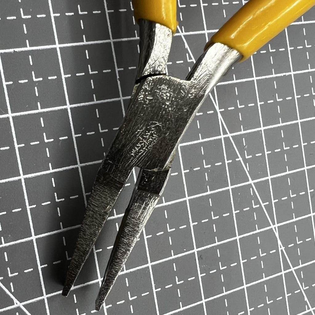 Swiss Bergeon 2510 Pliers Flat Nose Smooth Jaw