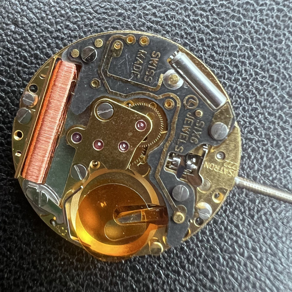 Swiss ISA 222 Quartz Movement 2 Hands No Calendar