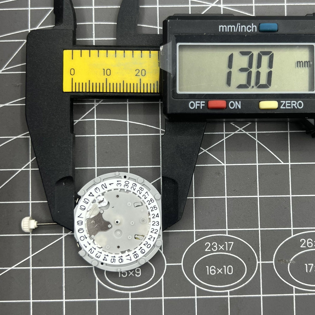Sunon PE70 Quartz Movement 3 Hands Date at 3 With Small Second @3@6@9 Movement