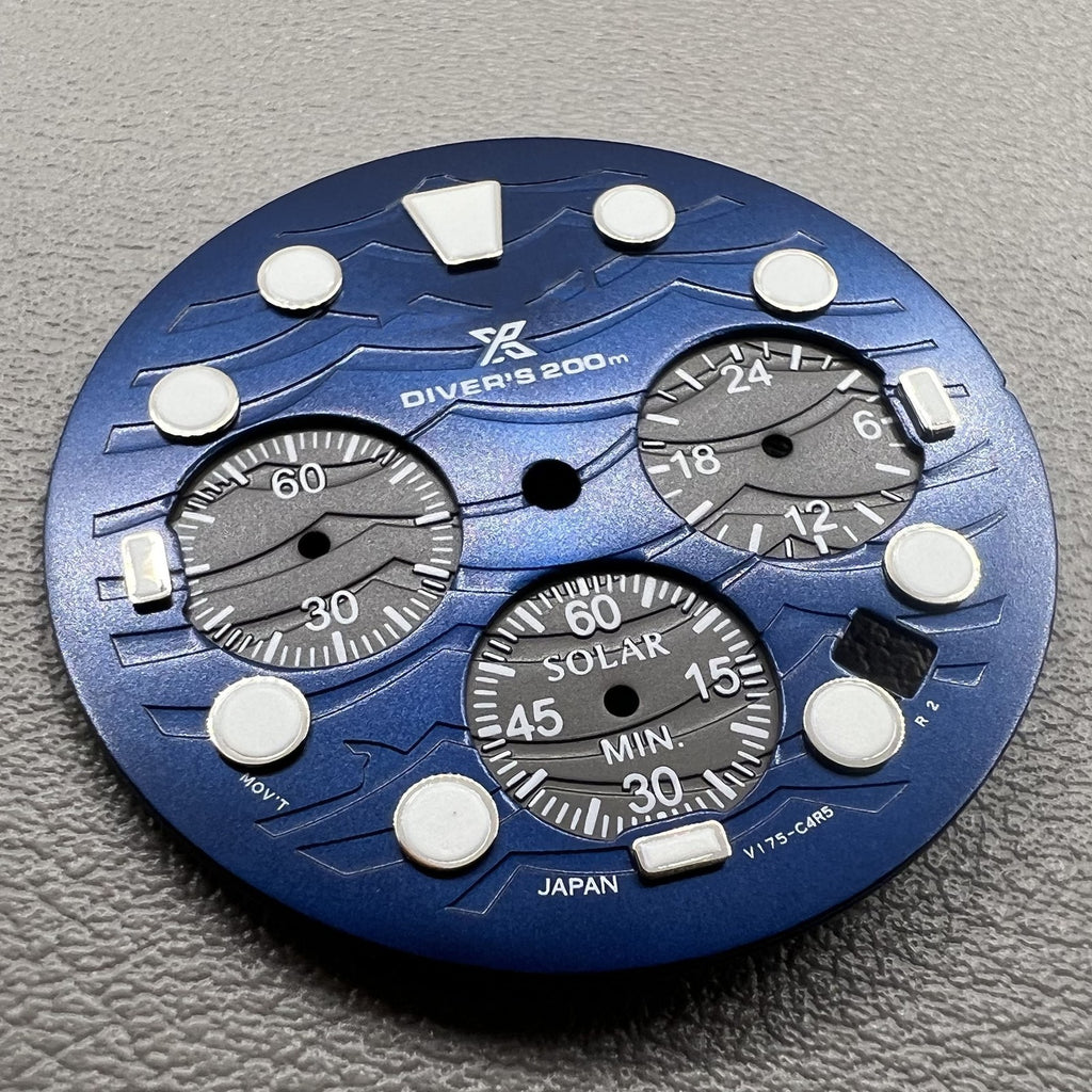 Green Luminous Watch Dial with 31mm Silver Trim for VD53 Movement