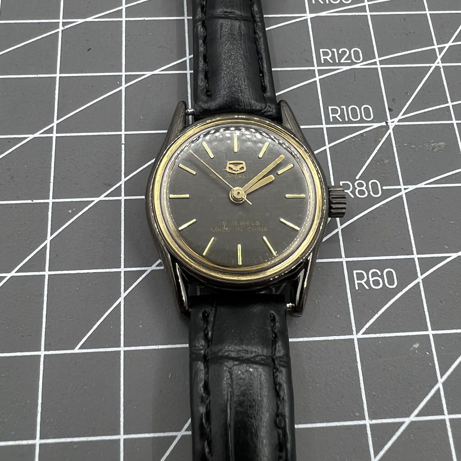 Black Case Golden Nail Shock-Resistant Seagull Manual Mechanical Ladies Watch