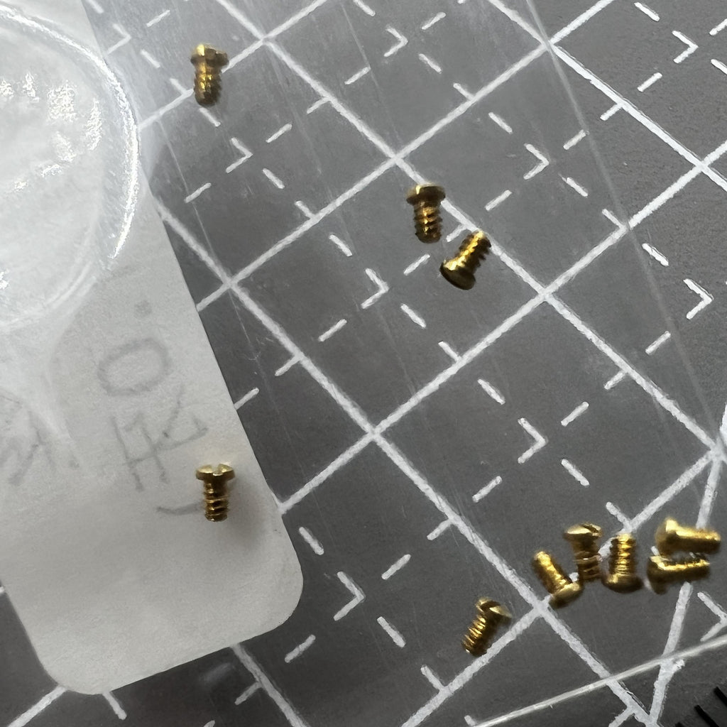 10 PIECES/Pack 1.0 Back Cover Case Screws for La Grande Classique De Longines L4