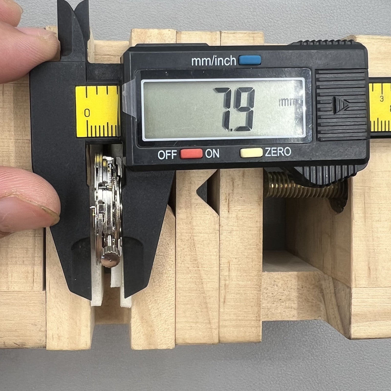 Tianjin T17 ST17 Hand-winding Mechanical Movement 2 Hands Power At 10