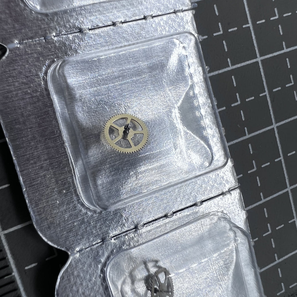 2 PIECES Third Wheel Replacement Spare Part Fit For Miyota 8200 Movement