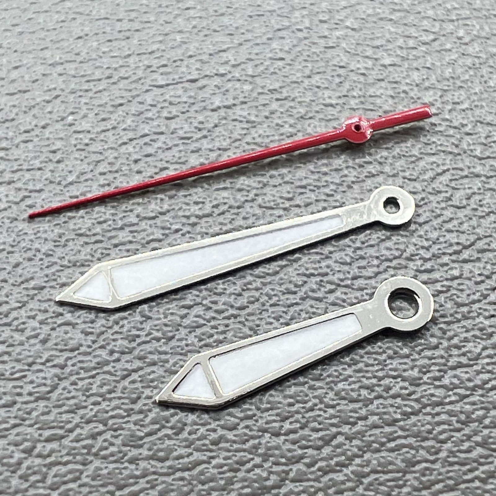 2 Sets/Pack 11x15x15mm Silver Trim Red Second Green Lume Hands Set for Ronda 515