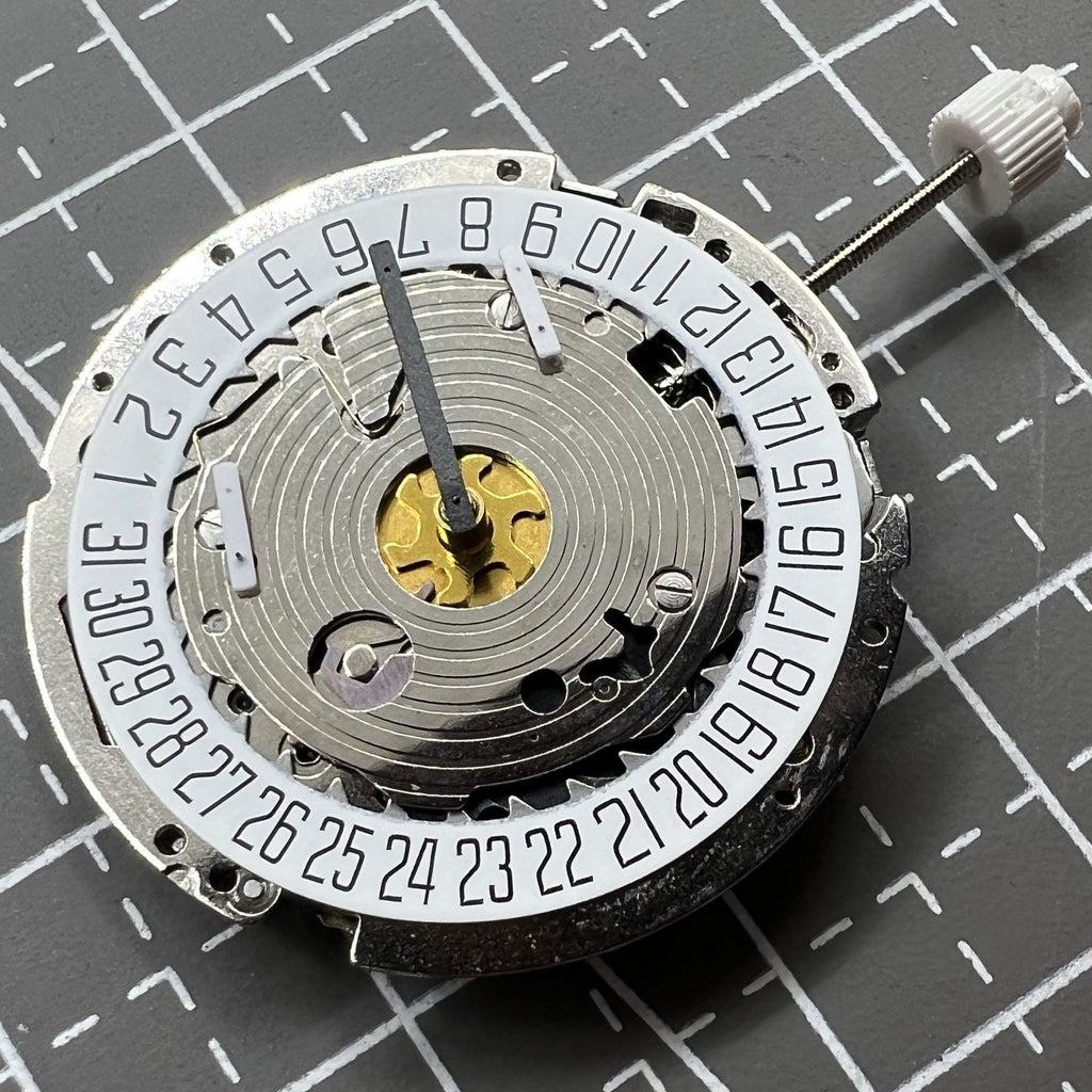 Original Silver ISA 8171 Quartz Movement 5 Hands Single Calendar At 6 White Disk