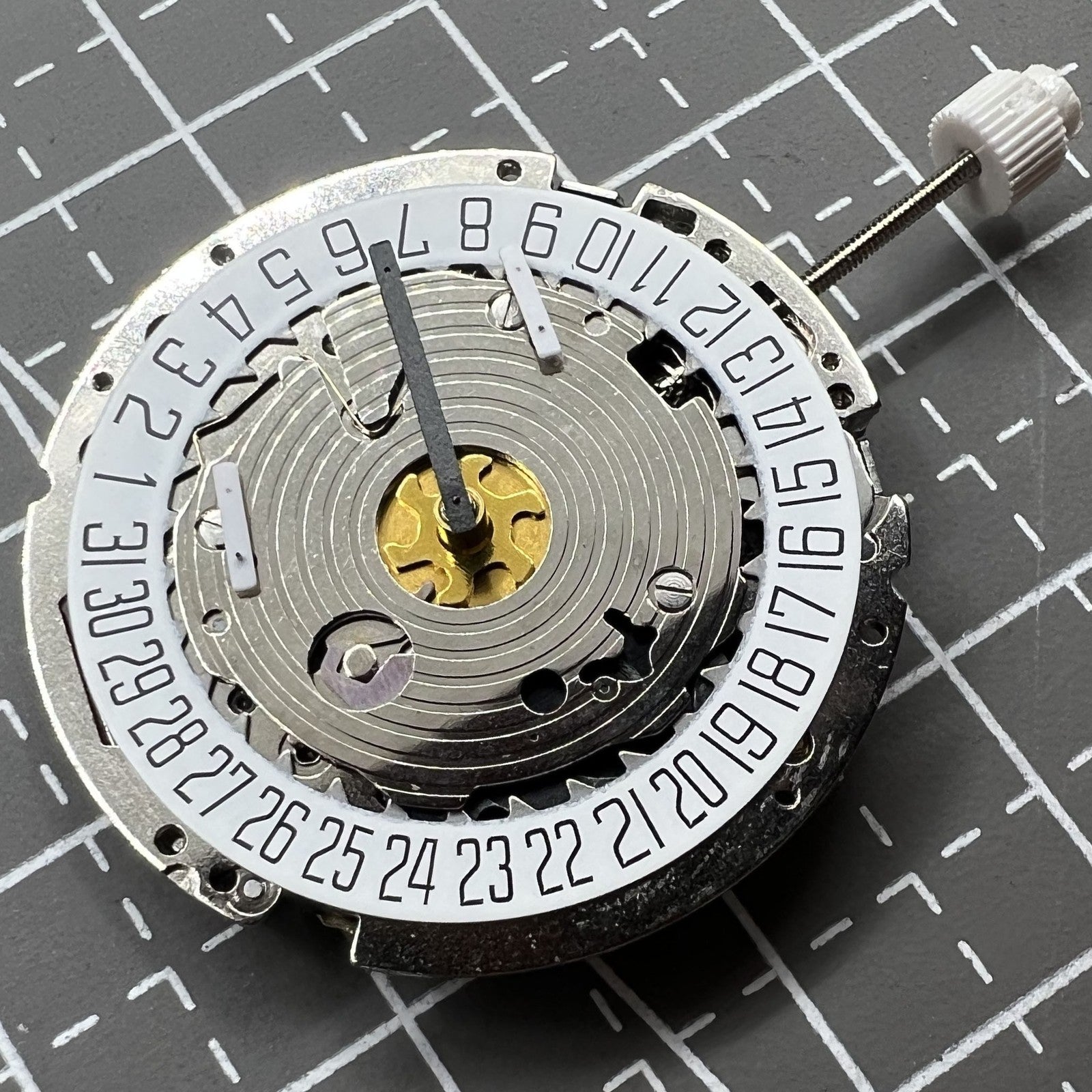 Original Silver ISA 8171 Quartz Movement 5 Hands Single Calendar At 6 White Disk