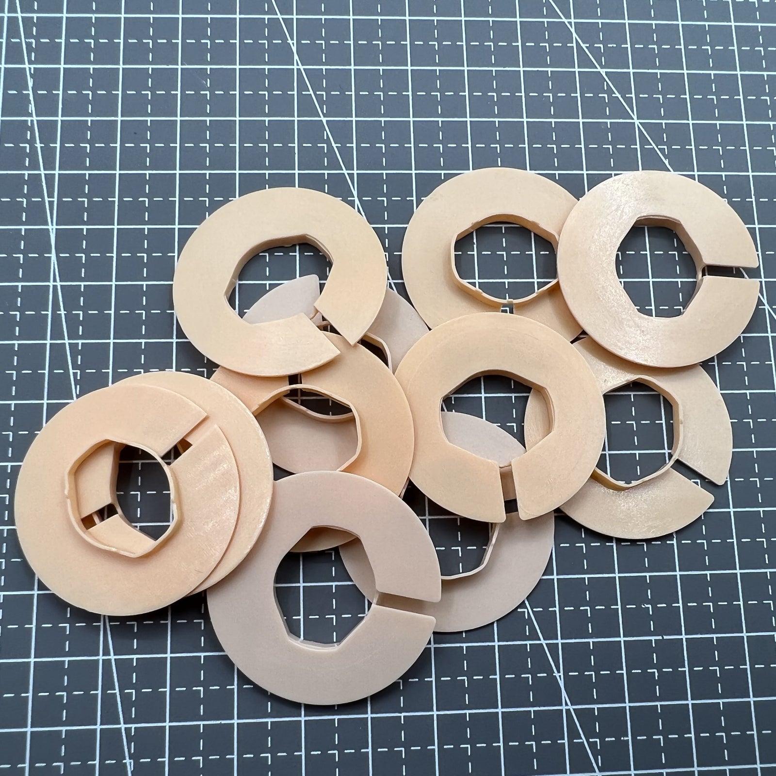 12 PIECES 4 Ligne Sizes Movement Case Spacer Casing Ring Holder #AC-676-6X8