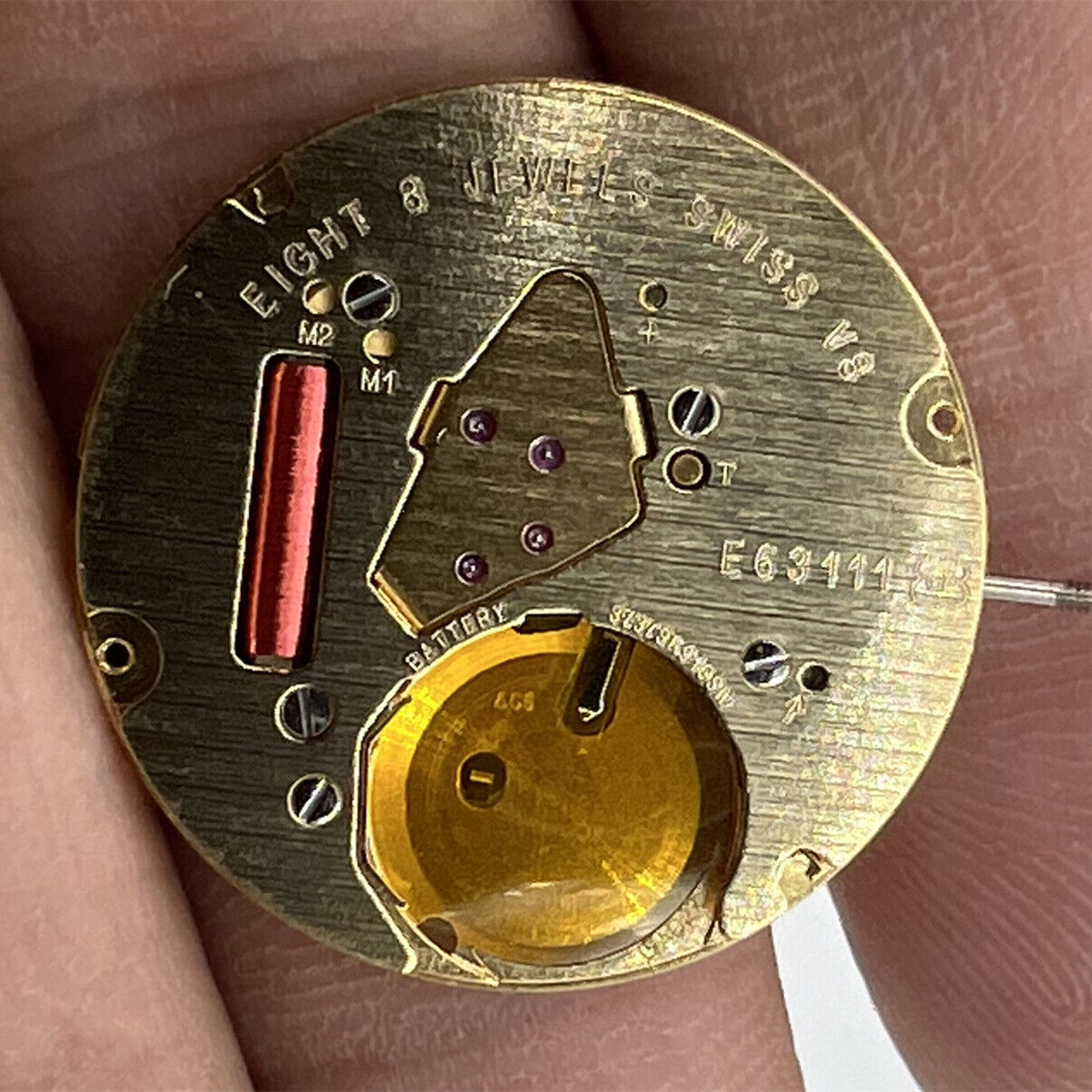 ETA E63.111 Watch Quartz Movement Swiss Made Movement 3 Hands Date At 6