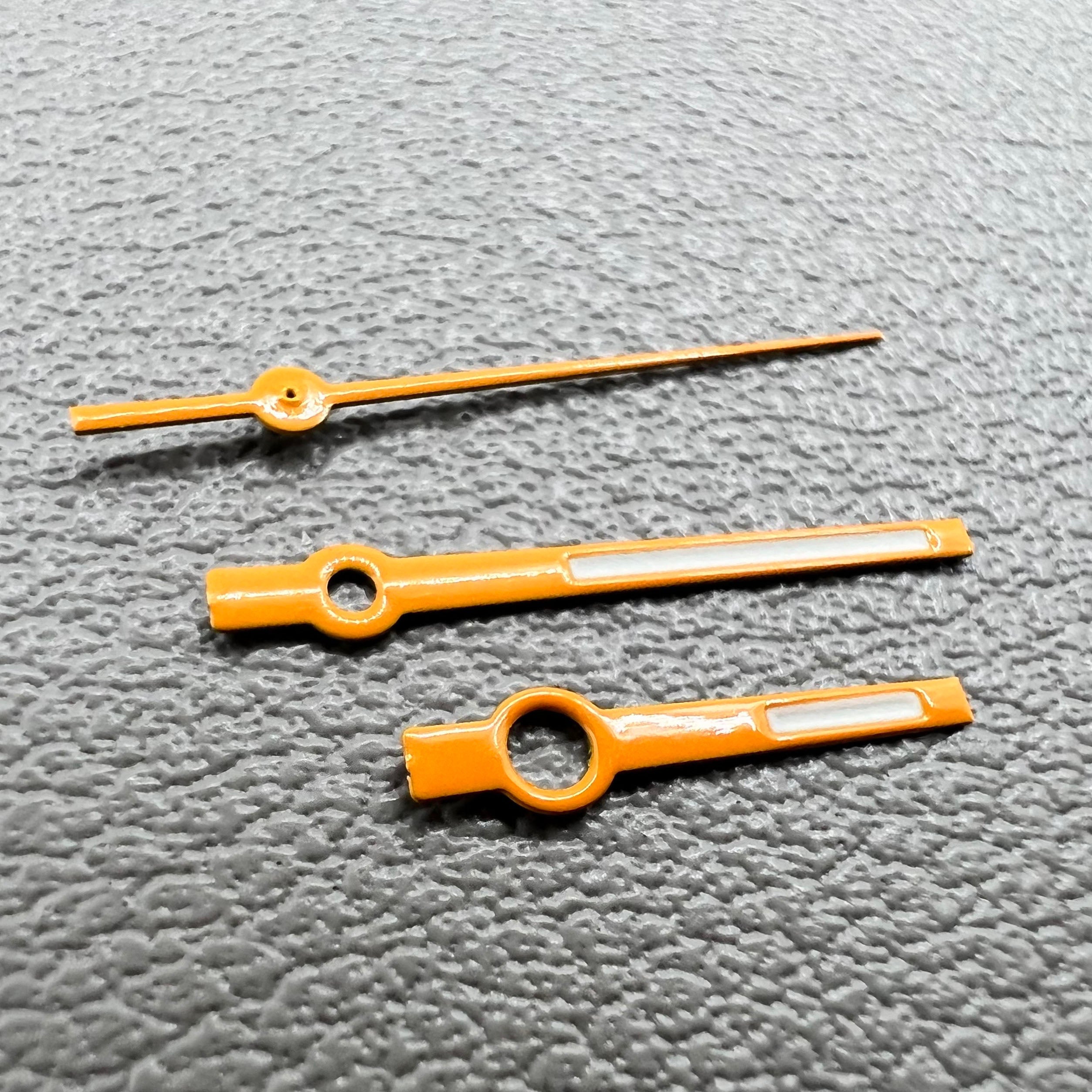2 Sets/Pack Yellow Trim Lume Watch Hands Set for NH34 NH35 NH36 NH38 NH39