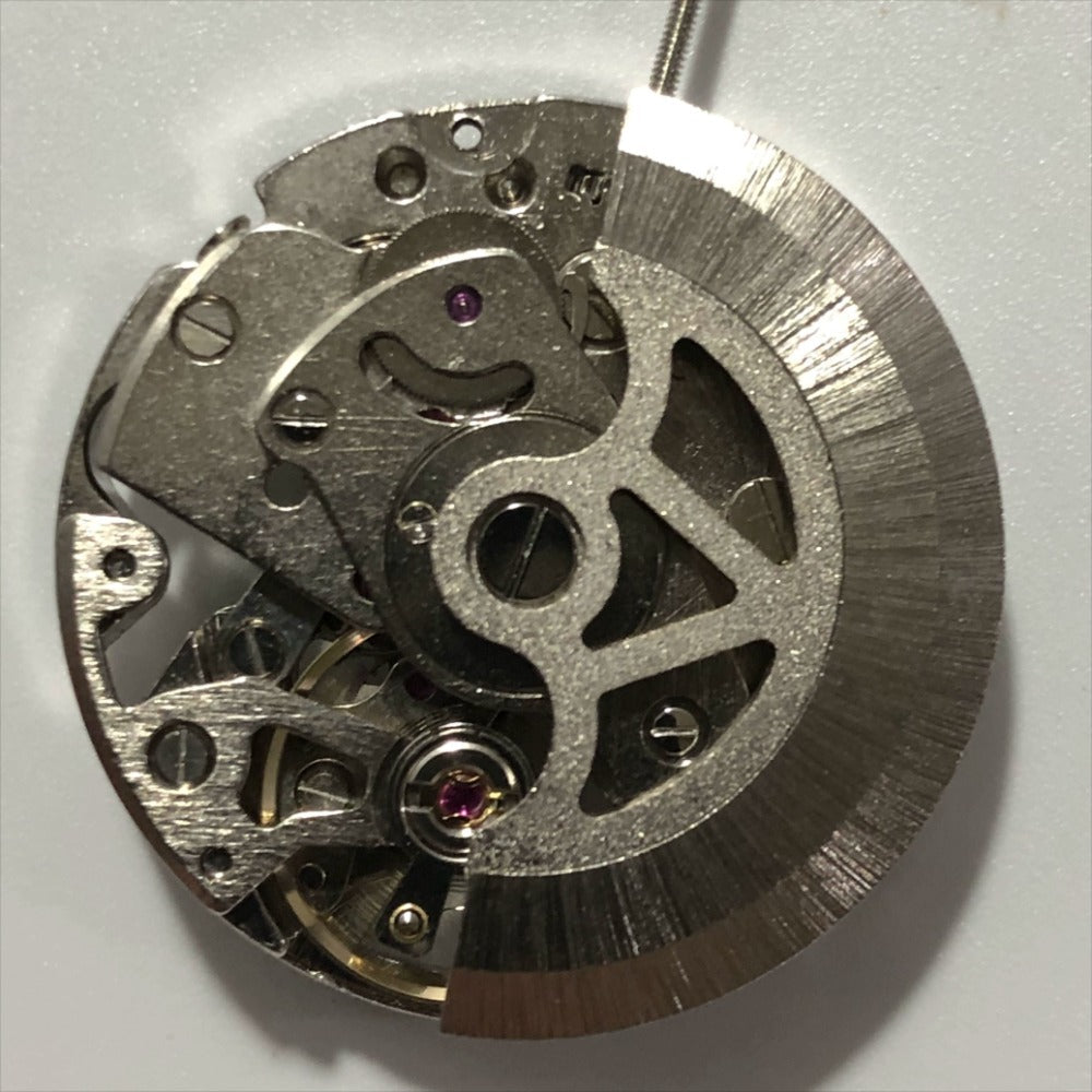 China Made 7120 Silver Hollow 3 Hands Automatic Machanical with Automatic Fork