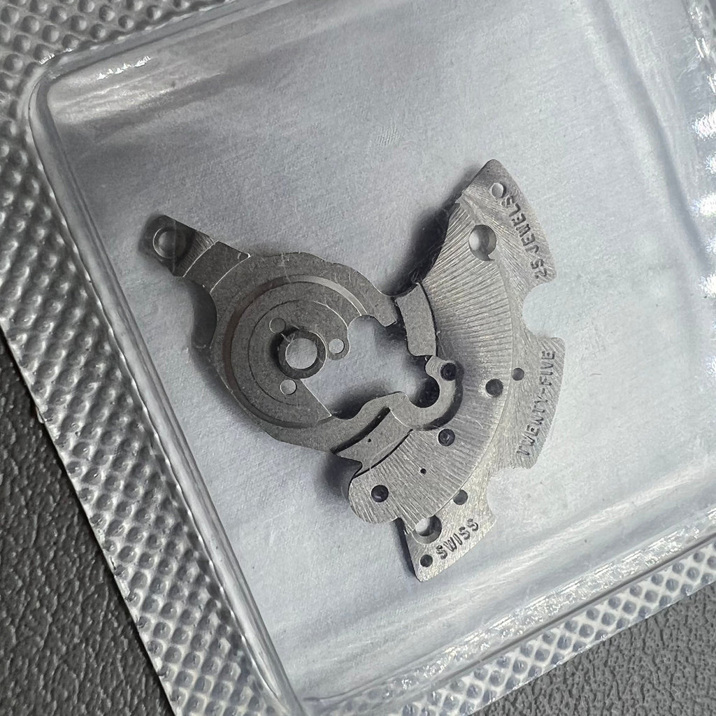 SW300-1134 Swiss Genuine Automatic Wheel Bridge for SW300 Movement