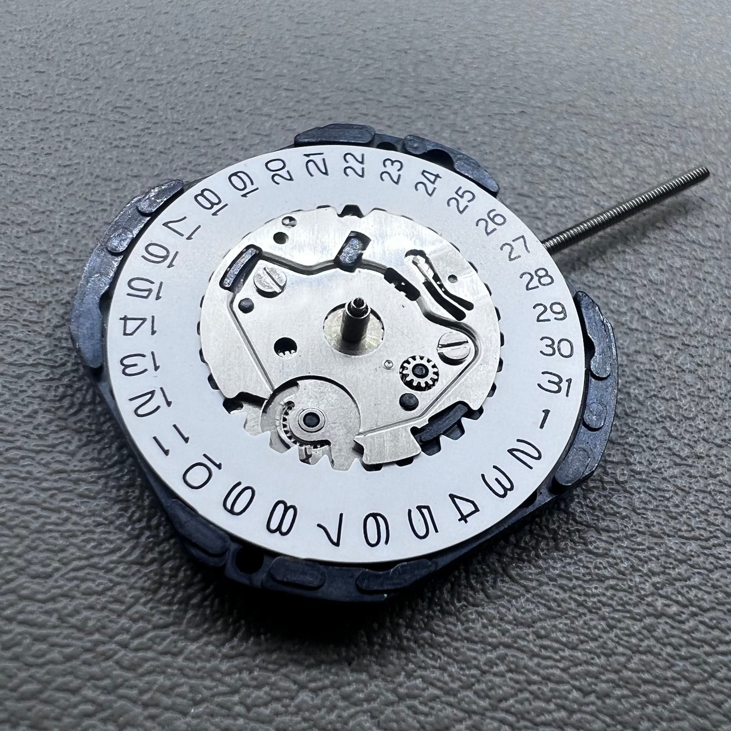 Japan VX39 Quartz Movement 3 Hands Single Calendar