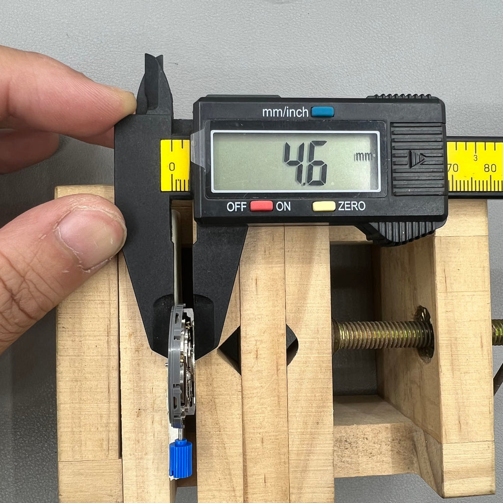 Seiko NH35 Automatic Mechanical Movement High Accuracy Special Font