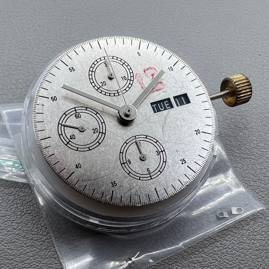 China 7750 Automatic Chronograph Movement Date Day Small Second @9 ETA 7750