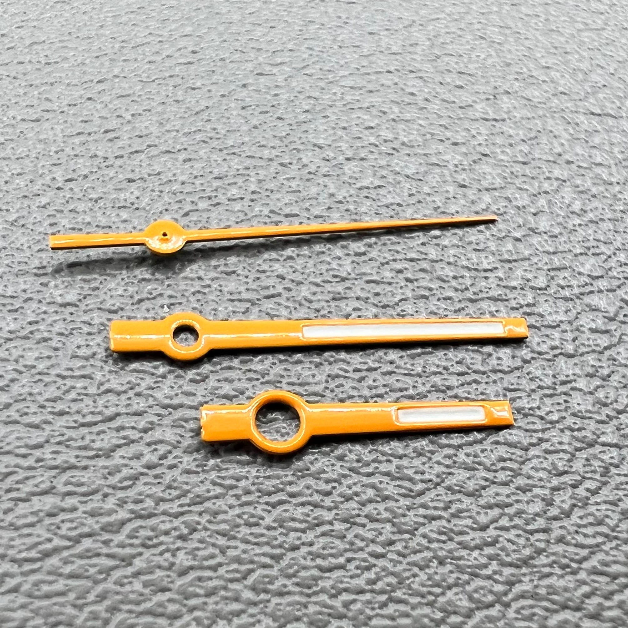 2 Sets/Pack Yellow Trim Lume Watch Hands Set for NH34 NH35 NH36 NH38 NH39