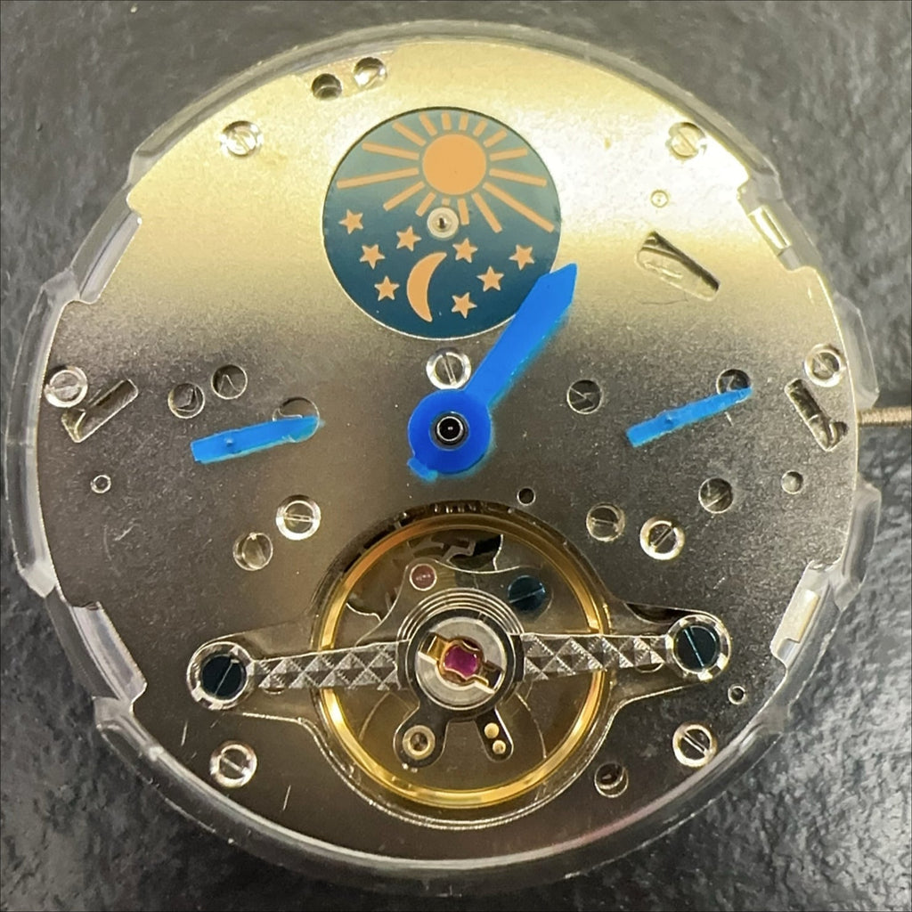 Chinese Shanghai Bare Balance Wheel LB Mechanical Movement Flywheel+Moon Phase