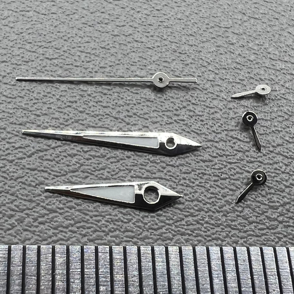 2 Sets Arrow Shape Green Lume Silver Trim Hands for VX3J/VX9J/VX7J/VX3N/VX9N