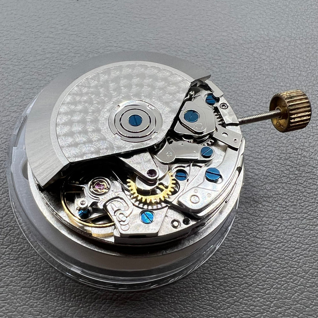 China 7750 Automatic Chronograph Movement Date Day Small Second @9 ETA 7750