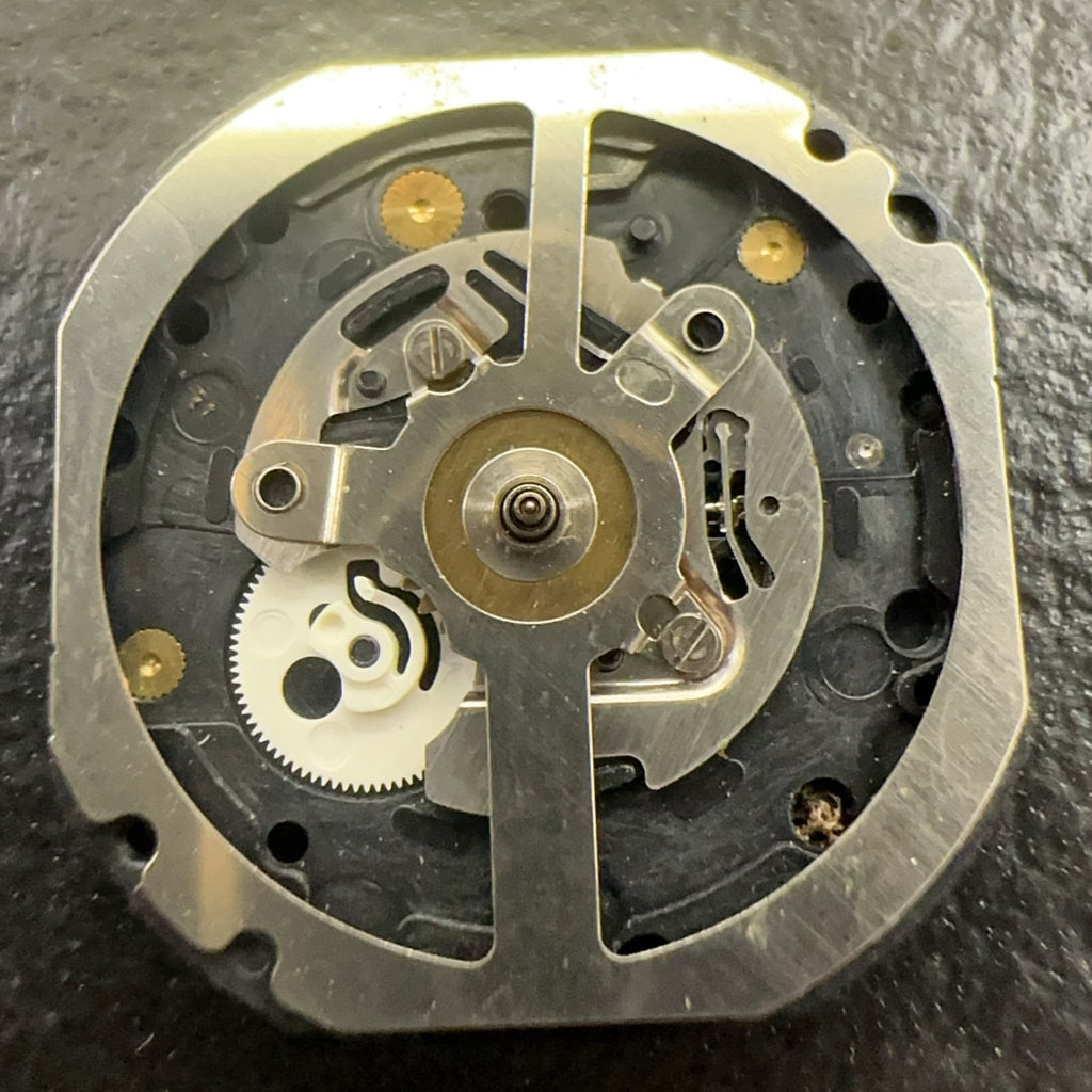 Japan Made Epson VX37 Quartz Movement 3 Hands No Calendar Watch Repair Part