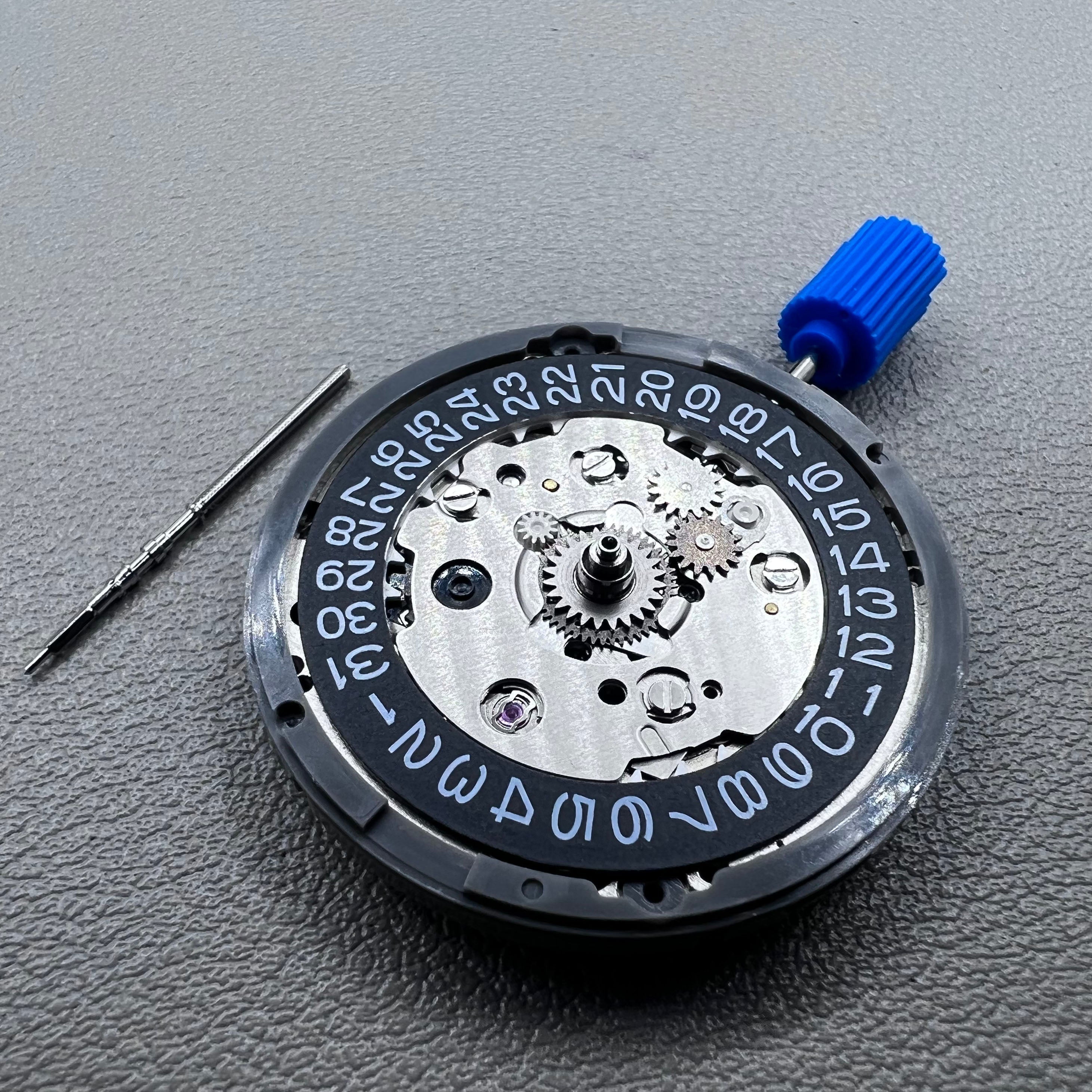 Seiko NH34 Mechanical GMT Movement Hacking Seconds Date@3 Black Disk