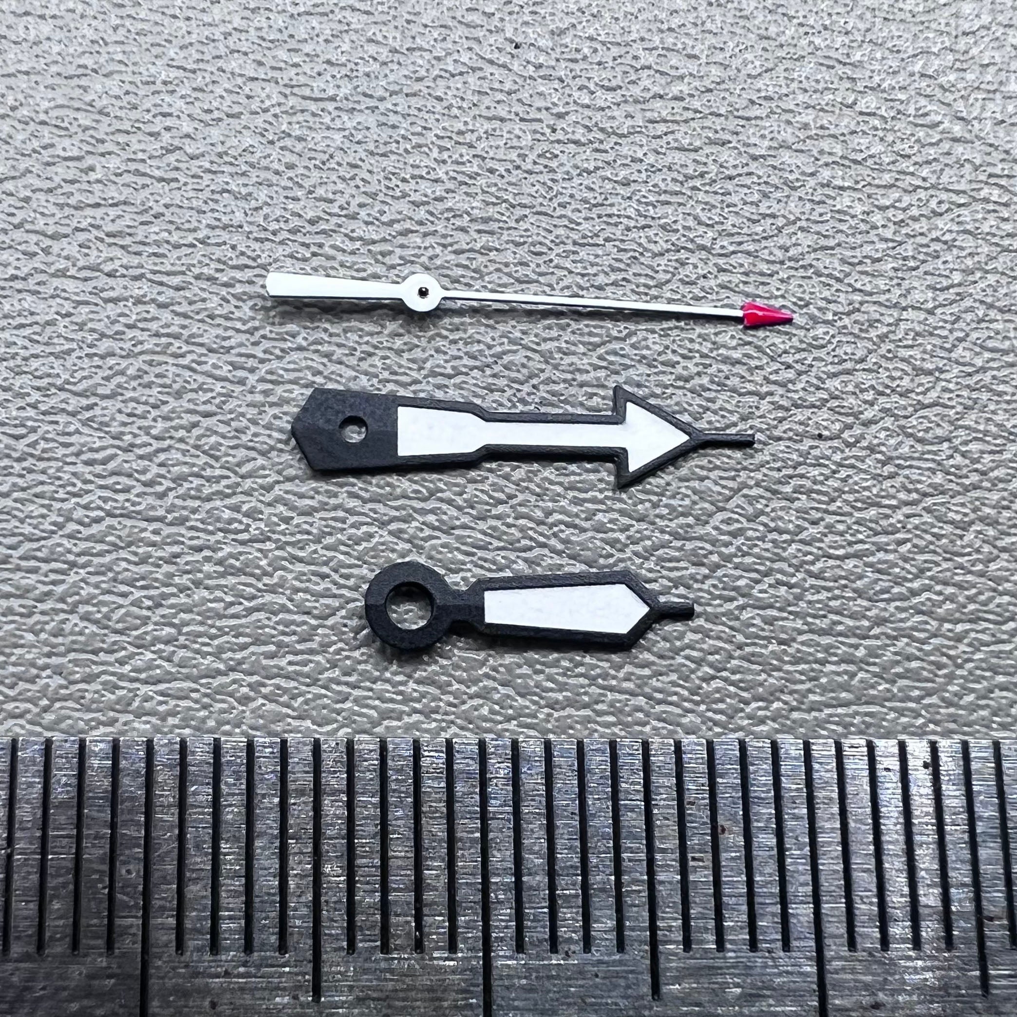 2 Sets Black Trim Arrow Shape Red Pointed Hands for NH35 NH36 NH38 NH39 NH34