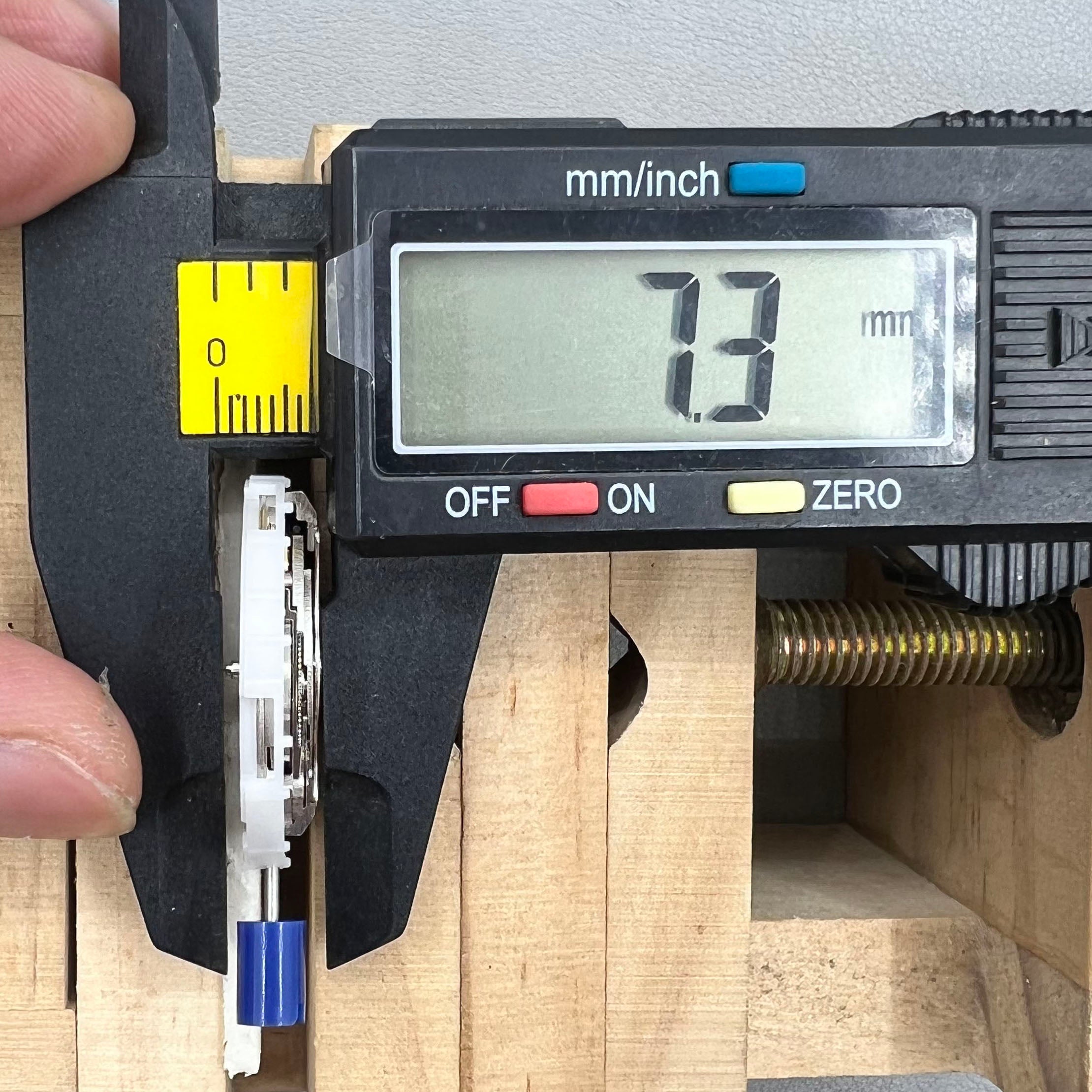 Japan Epson YN56 Mechanical Movement Date Day