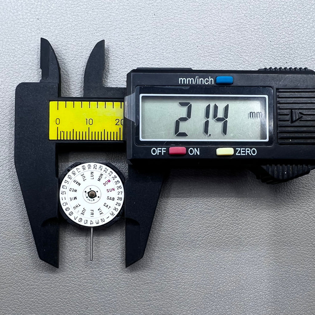 Japan Epson VX33 Quartz Movement 3 Hands English Disk Day Date