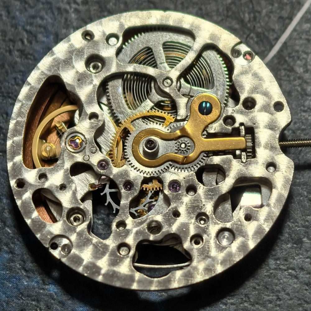 China Made Hollow Hangzhou 2189 Automatic Mechanical Movement Blue Rotor 3 Hands