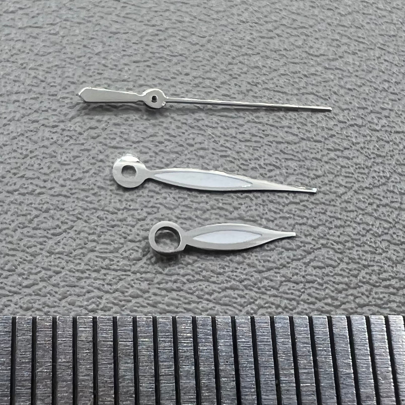 Green Lume Leaf Shape Silver Trim Watch Hands Set for NH35 NH36 7S26 NH70 NH72