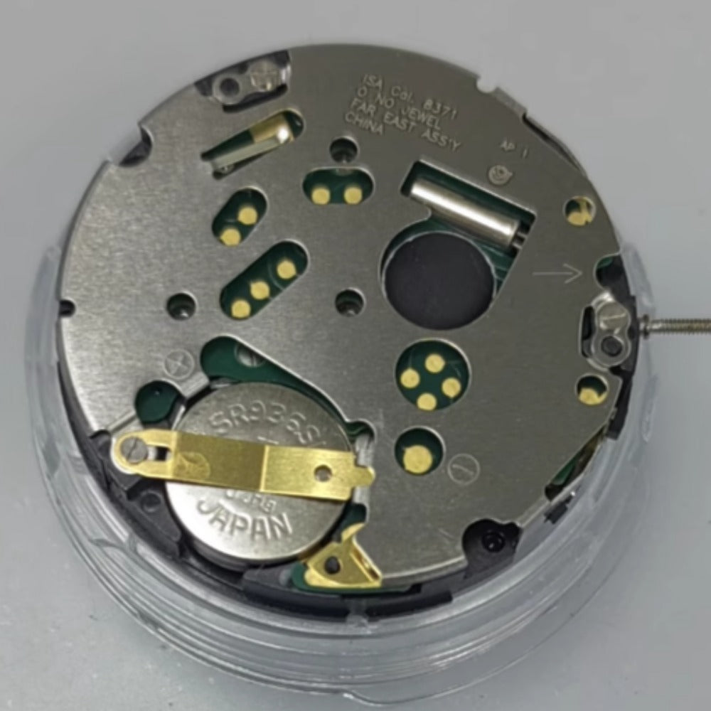 Swiss ISA8371 8371B Quartz Movement Date At 6 White Disk Small Second At 3/9