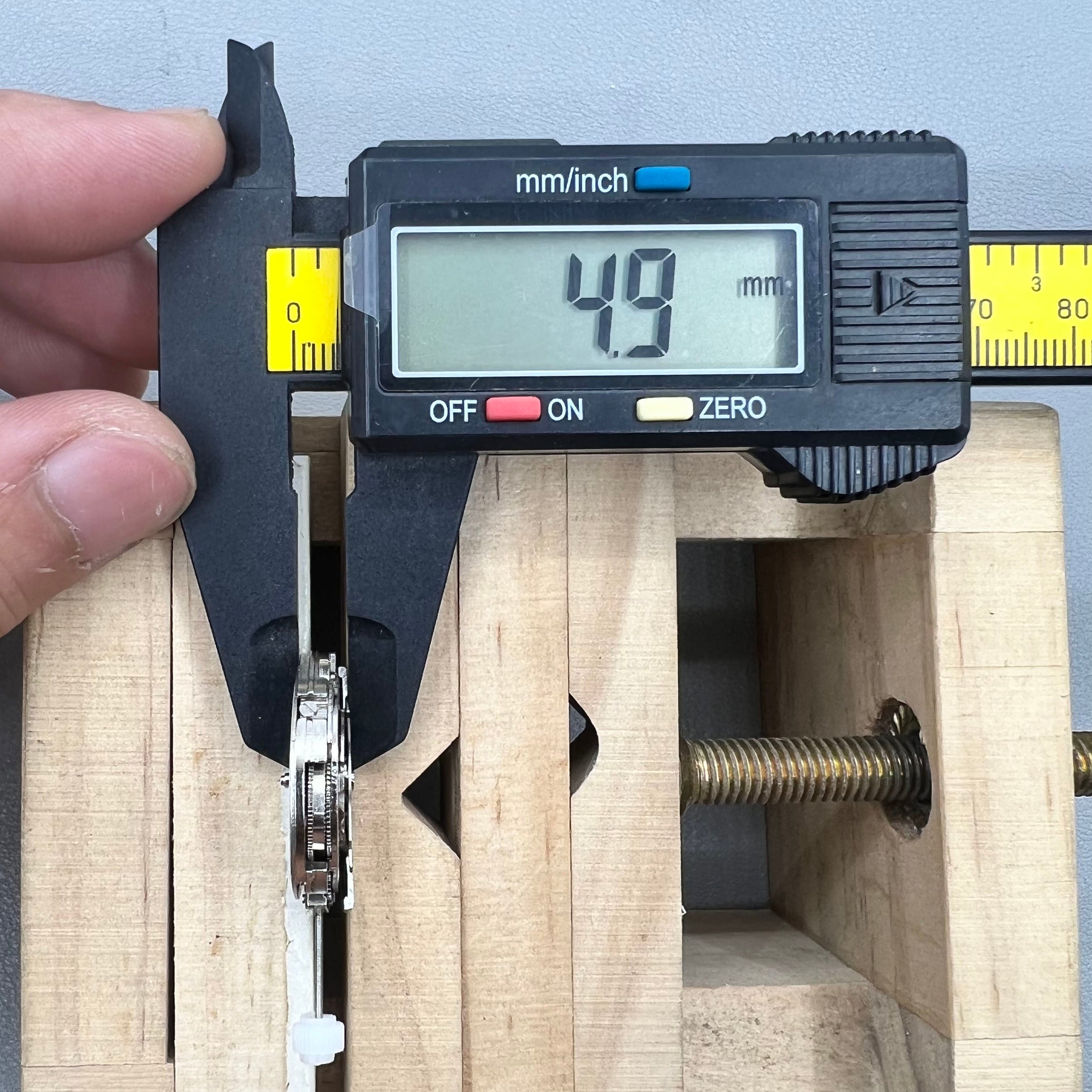 Silver China 2813 8205 Automatic Mechanical Movement Single Calendar@3