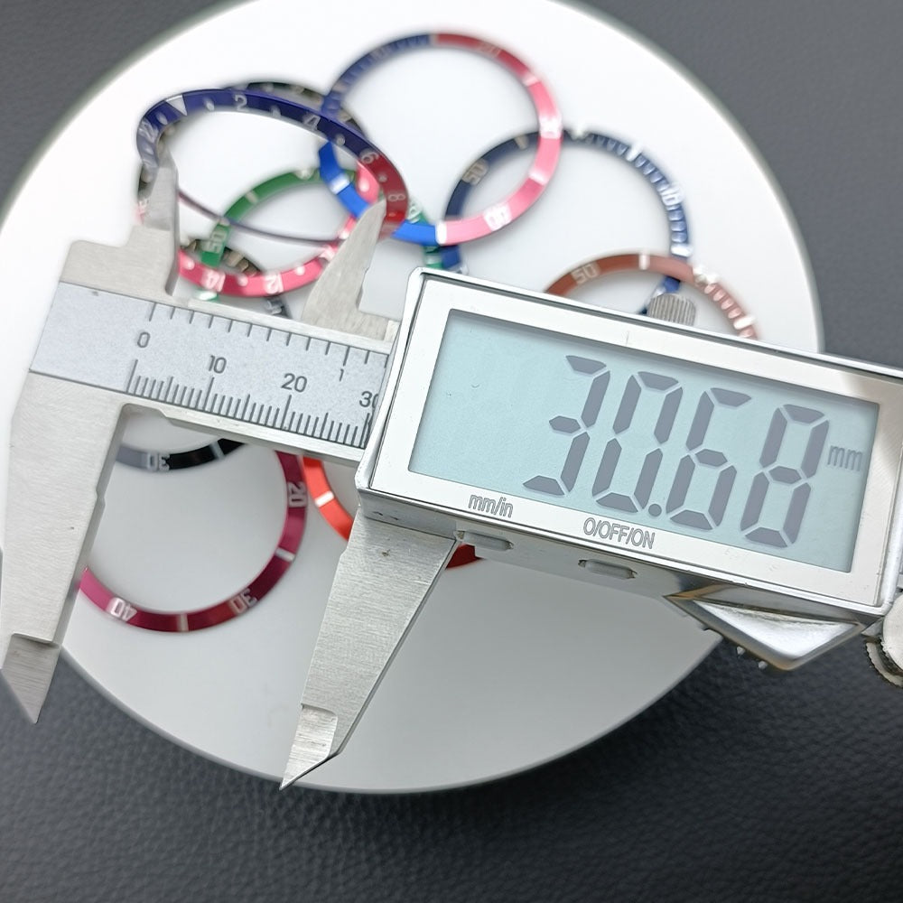 36.5/30.7mm Green Lume Aluminum Black+Red Watch Bezel Slope White Font