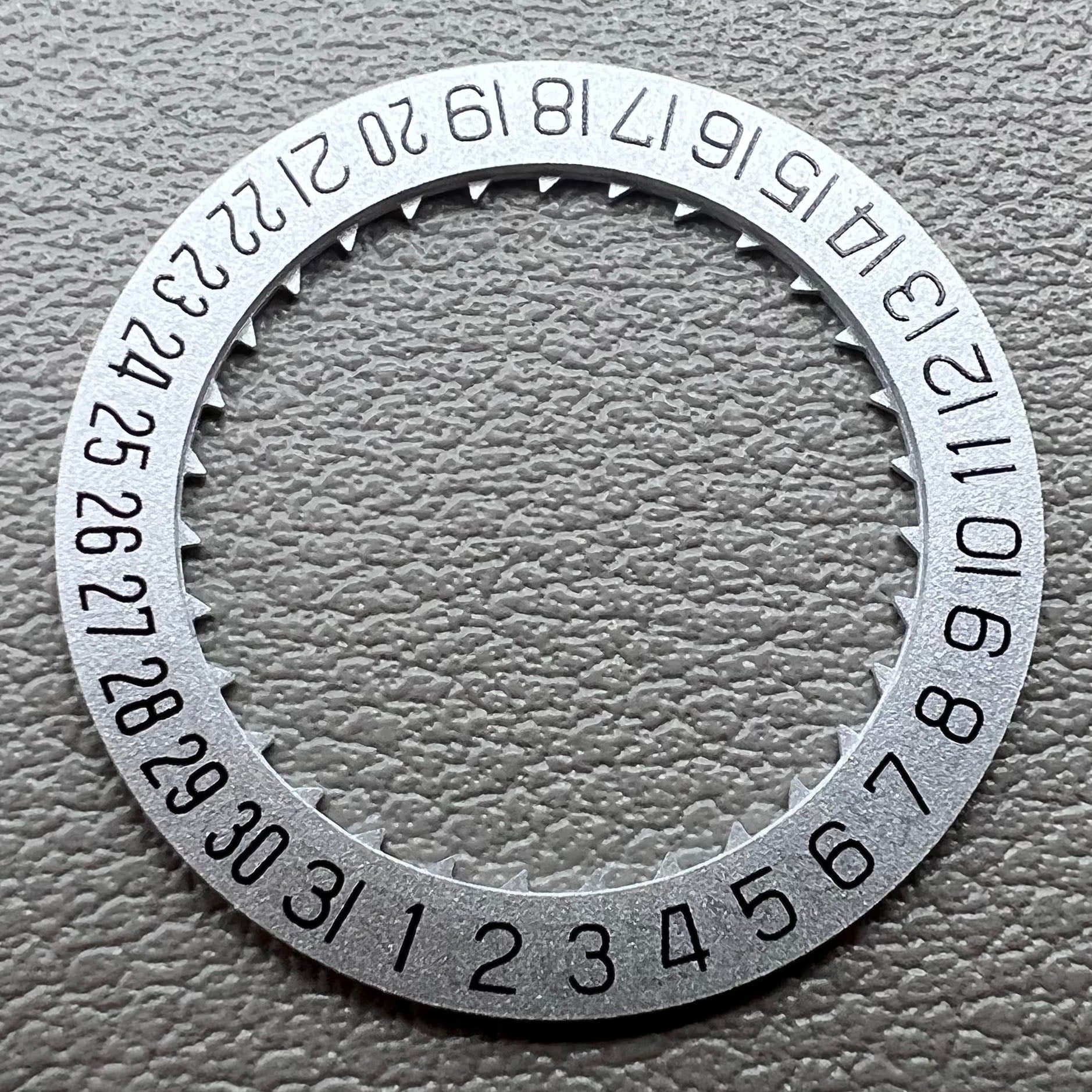 2 PIECES Silver KA Font Date@6 Date Disk Wheel for Miyota 8215 Movement