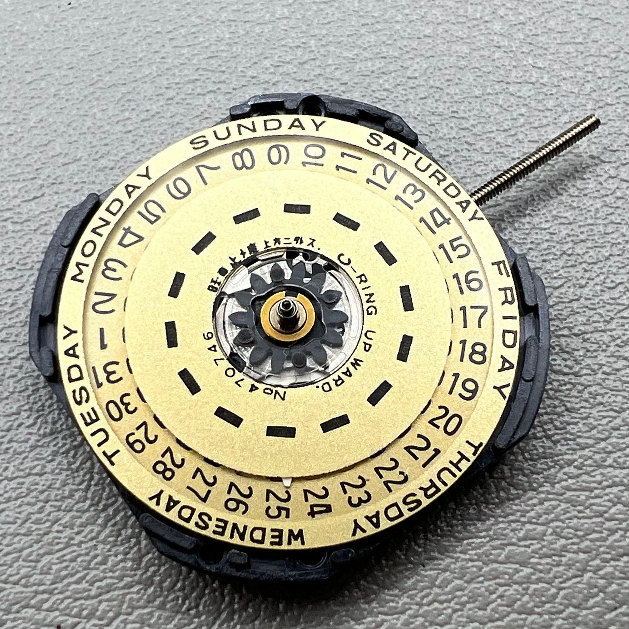 YL44A Quartz Movement Double Calendar 3 Hands